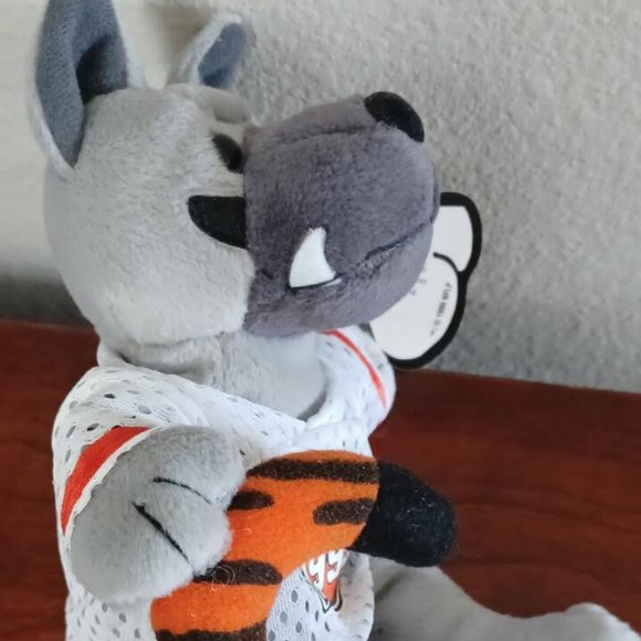 Cleveland Browns 1999 Dawg Pound Dog - NWT - Picture 3 of 9